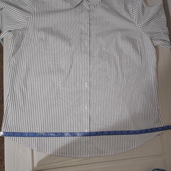 #TimeAndTru 3XG Stretch Wrinkle Resistant - Picture 6 of 7